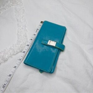 Kenneth Cole Reaction Blue and Green Wallet